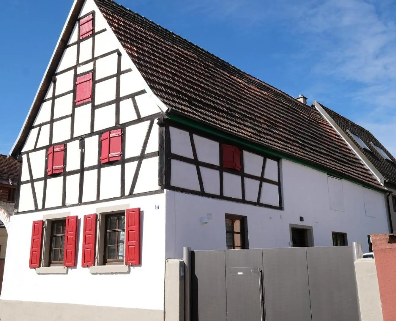 Ferienwohnung In Charmantem Fachwerkhaus Altrip