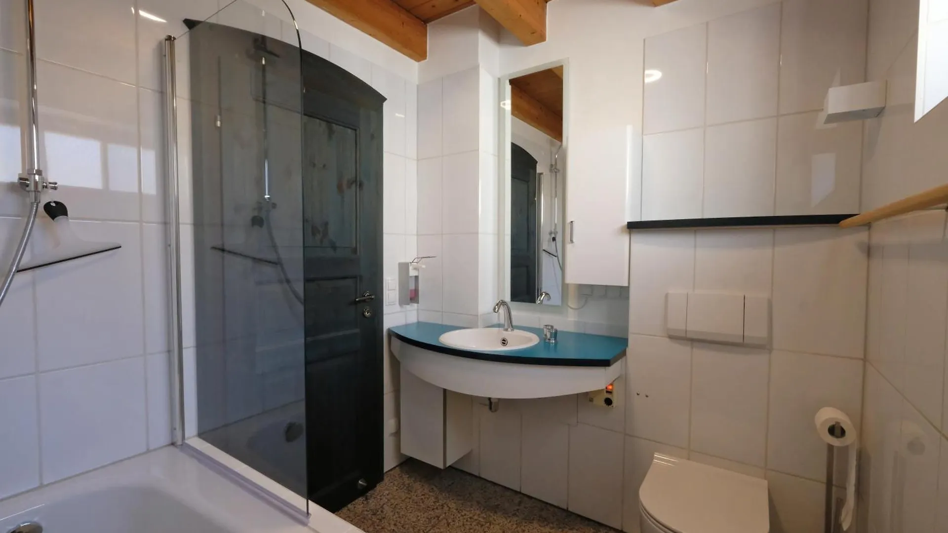 Ferienwohnung In Charmantem Fachwerkhaus Altrip Apartment