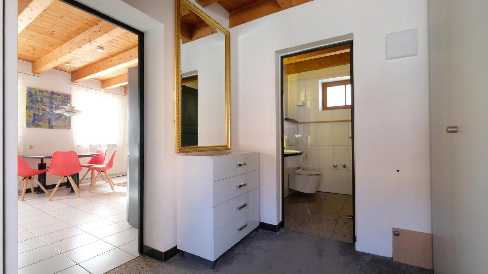 Ferienwohnung In Charmantem Fachwerkhaus Altrip 0*,  Germany